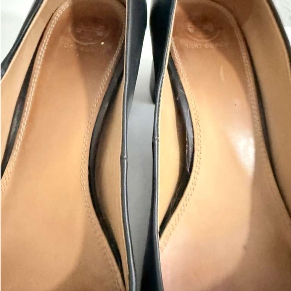 Tory Burch Black Flats with Gold Emblem - Picture 5 of 6